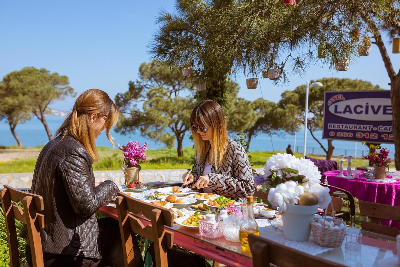Lacivert Hotel Ayvalı 외부 사진
