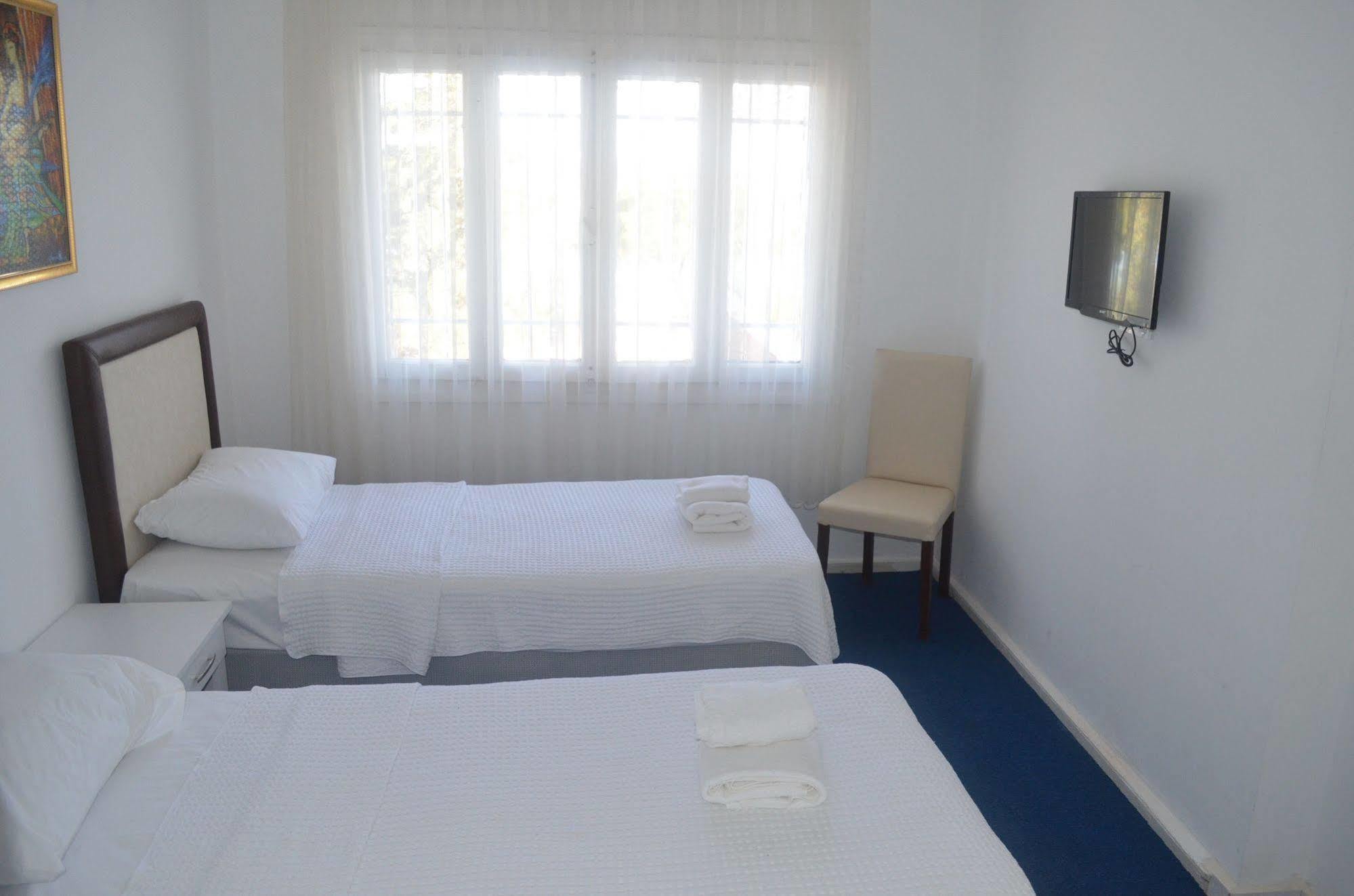 Lacivert Hotel Ayvalı 외부 사진