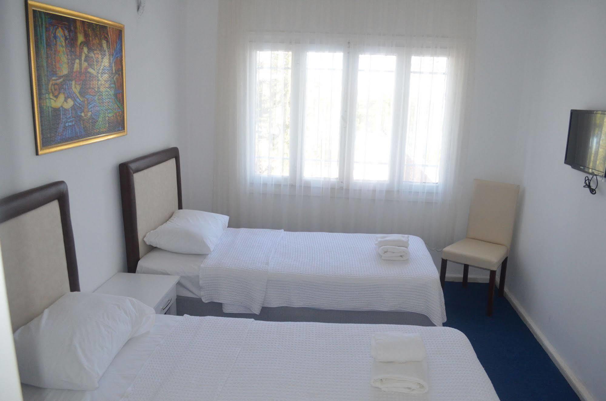 Lacivert Hotel Ayvalı 외부 사진